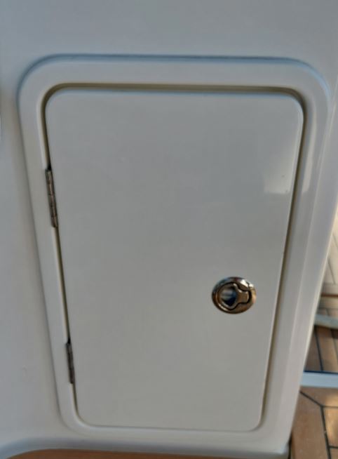 LO - Locker Large Series 2 530 X 380MM GRP – Riviera Genuine Parts